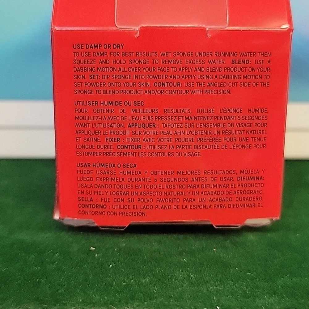 Rude Cosmetics Peanuts-themed makeup sponge Red New In Sealed Box